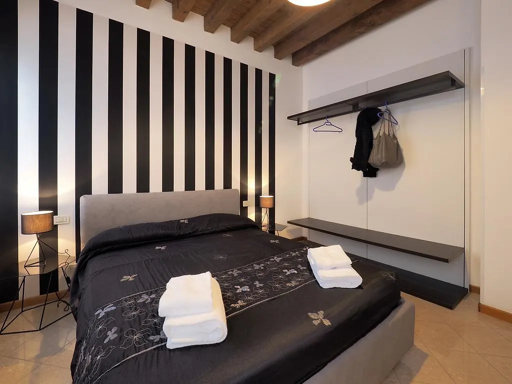 Cannaregio - Venice Style Apartments