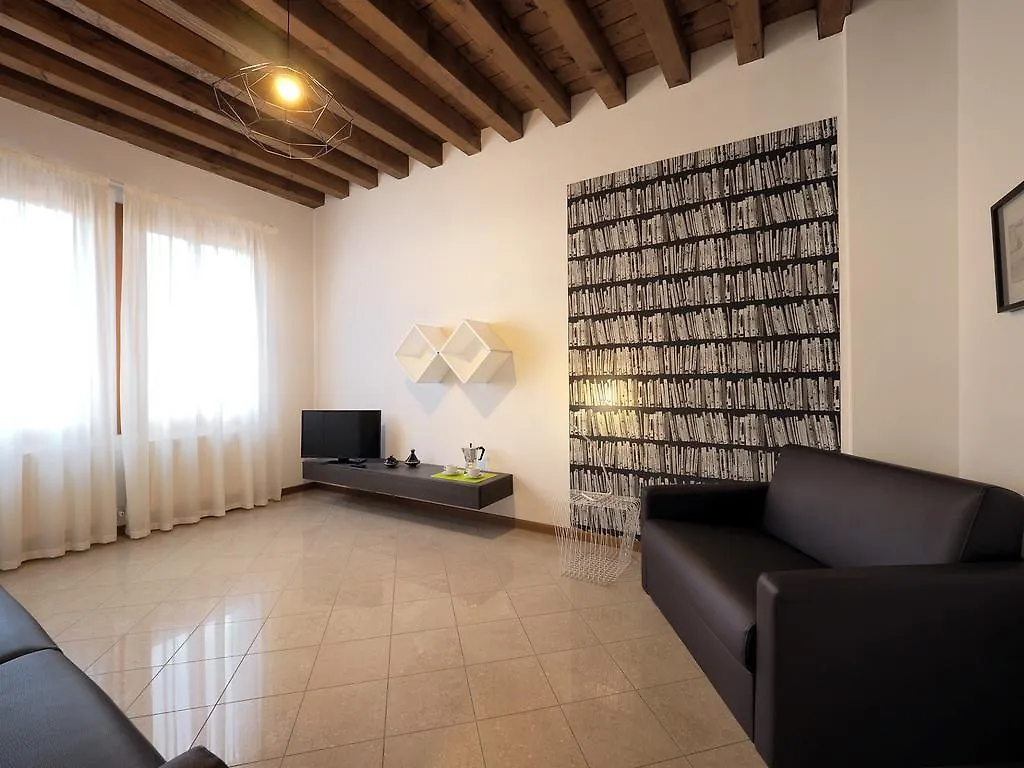 Cannaregio - Venice Style Apartments 0*,